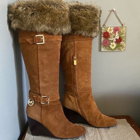 Michael Kors Suede Lara Wedge Boot 6.5M - Picture 16 of 16